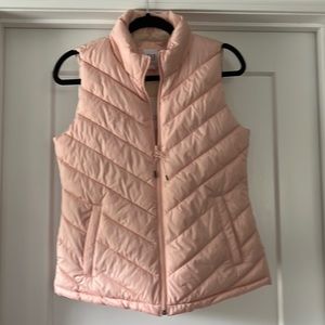 NWT gap puffer vest